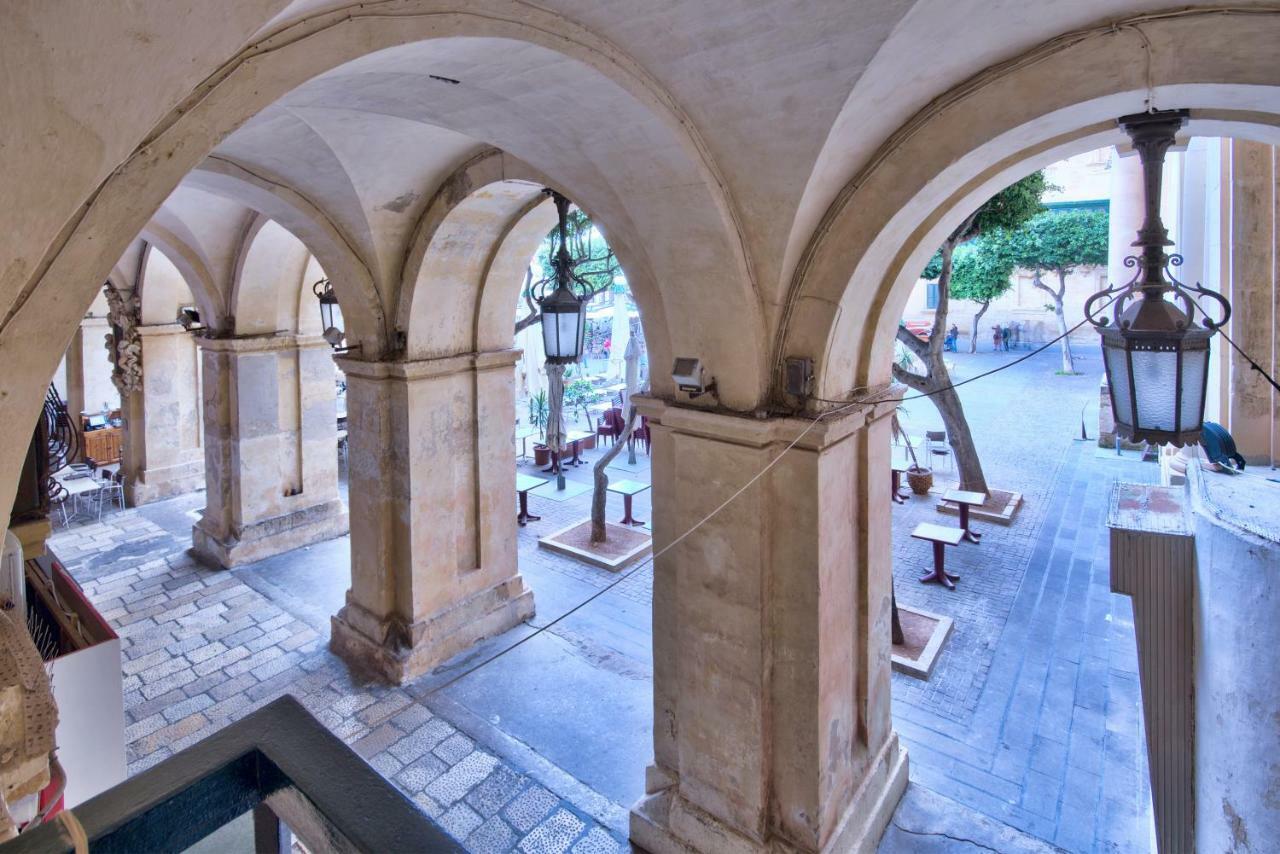 U Collection - A Luxury Collection Suites, Valletta Exteriör bild